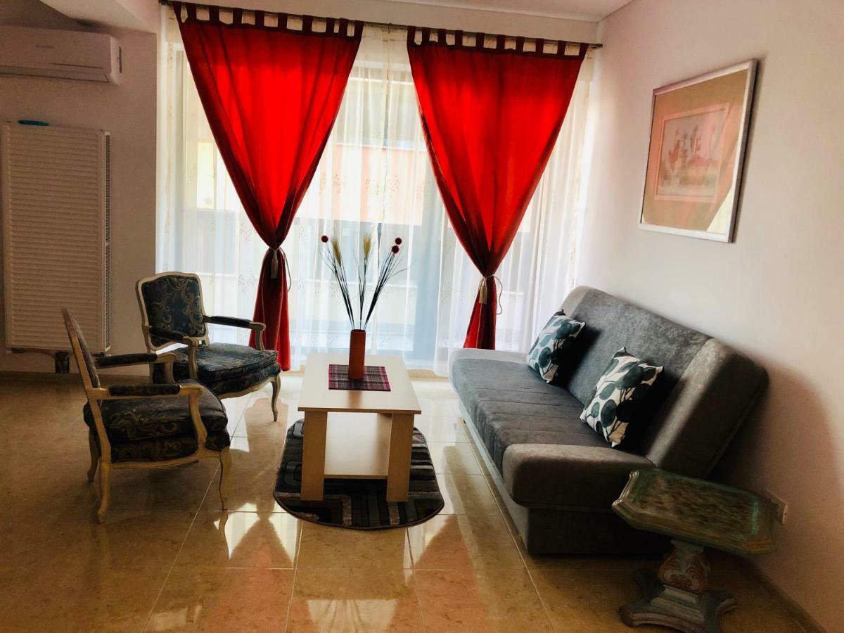 Apartament Adina Мамая Екстер'єр фото