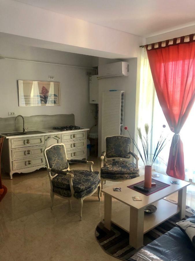 Apartament Adina Мамая Екстер'єр фото