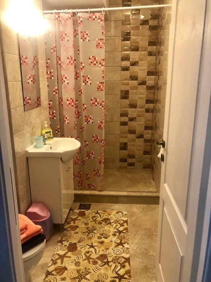 Apartament Adina Мамая Екстер'єр фото